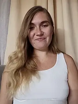 KisaVixen online show from 09.09.25