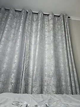 Indian GlowingMiax online show from 04.04.26