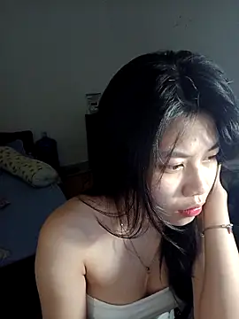 Snapshot of Katanh chatting on 05.05.26 Katanh online show from 05.05.26