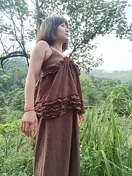 Snapshot of linda_bae00 chatting on 05.19.26 linda bae00 online show from 05.19.26