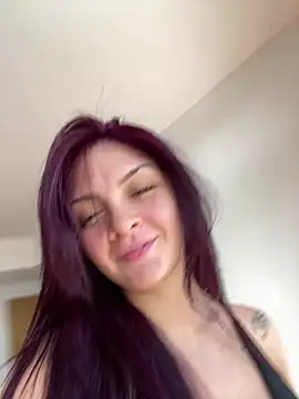Danielaeliana online show from 07.29.26