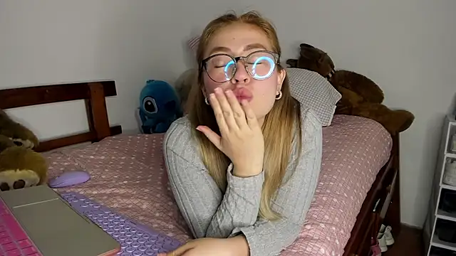 min-ji online show from 04.20.26