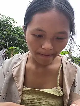 milo bae online show from 12.23.25