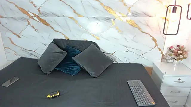 alise rouse online show from 10.02.25