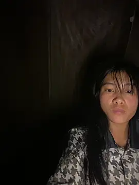 Snapshot of EmLy02 chatting on 09.21.25 EmLy02 online show from 09.21.25