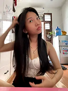 Miumieu online show from 09.14.25