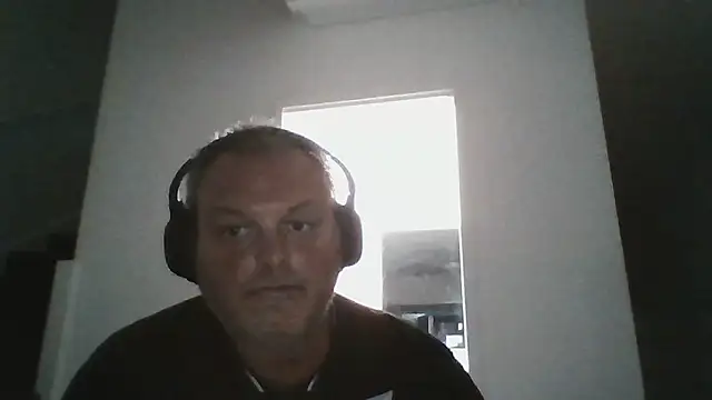 Snapshot of Easyridea chatting on 05.29.26 Easyridea online show from 05.29.26