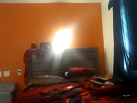 Snapshot of LusciousKandy chatting on 09.20.25 LusciousKandy online show from 09.20.25