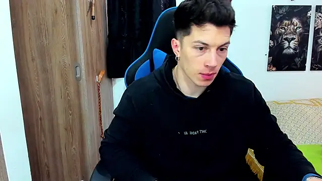 javiersexymann online show from 12.11.24