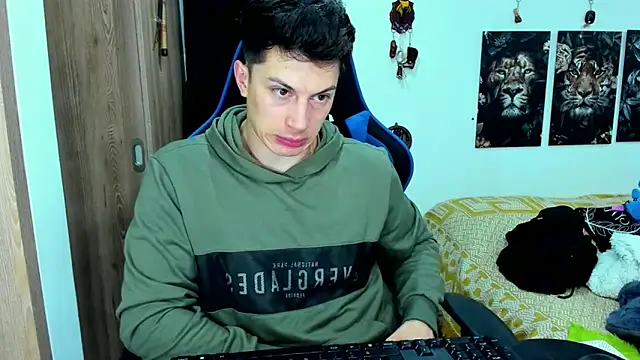 javiersexymann online show from 12.13.24