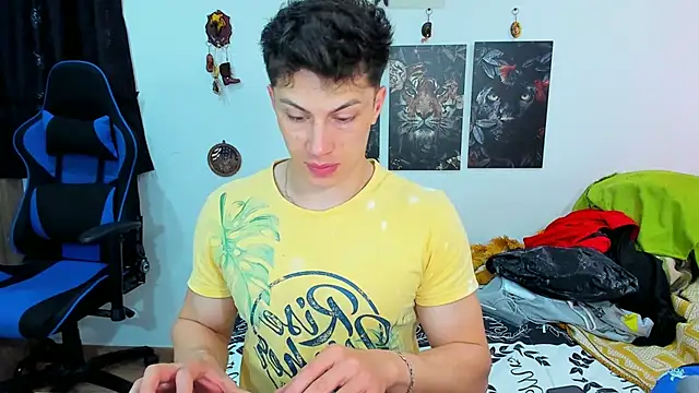 javiersexymann online show from 01.28.25