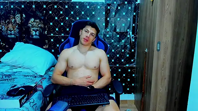 javiersexymann online show from 12.16.25