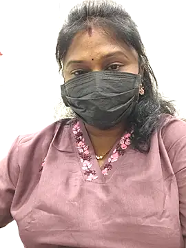 Snapshot of chaitara-reddy chatting on 05.13.26 chaitara-reddy online show from 05.13.26