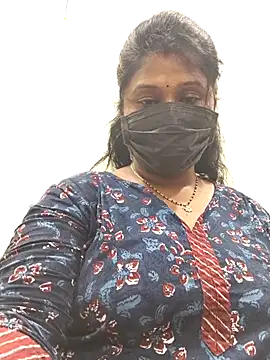 Snapshot of chaitara-reddy chatting on 05.20.26 chaitara-reddy online show from 05.20.26