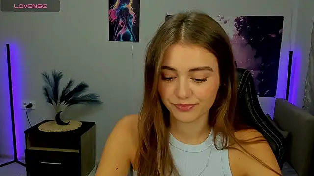 Snapshot of TracySpark chatting on 09.20.25 TracySpark online show from 09.20.25