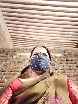 Rajnee33A online show from 11.04.25