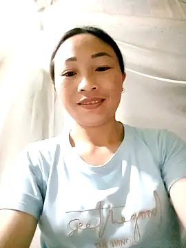 Snapshot of lucybaby00 chatting on 03.28.26 lucybaby00 online show from 03.28.26