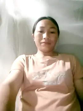 Snapshot of lucybaby00 chatting on 04.29.26 lucybaby00 online show from 04.29.26