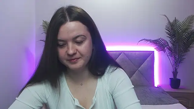 MavkaCute online show from 11.18.25