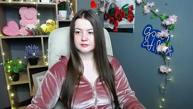 MavkaCute online show from 05.25.26