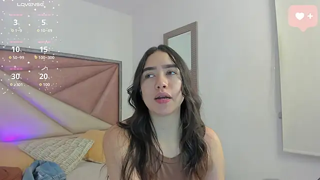 SaraWagner  online show from 06.20.26