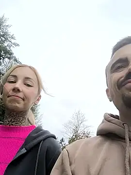 Snapshot of MilotheSwitch chatting on 09.14.25 MilotheSwitch online show from 09.14.25