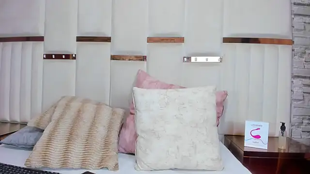 Snapshot of CandyandSteven chatting on 02.23.26 CandyandSteven online show from 02.23.26