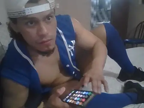 Snapshot of TeddyVeggas chatting on 11.16.25 TeddyVeggas online show from 11.16.25