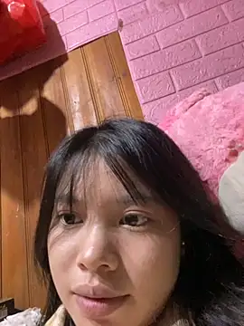 Snapshot of LunaBerry18 chatting on 10.01.25 LunaBerry18 online show from 10.01.25