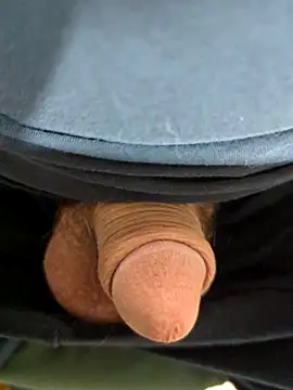 Sweethoneygun online show from 09.24.25