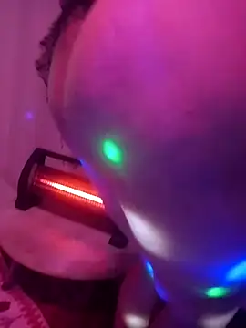 senacansu online show from 11.10.25