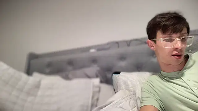 bbgurlnickii online show from 09.12.25