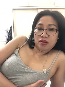 Snapshot of Vitamin_sexy chatting on 09.13.25 Vitamin sexy online show from 09.13.25