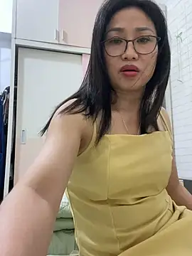 Snapshot of Vitamin_sexy chatting on 10.08.25 Vitamin sexy online show from 10.08.25