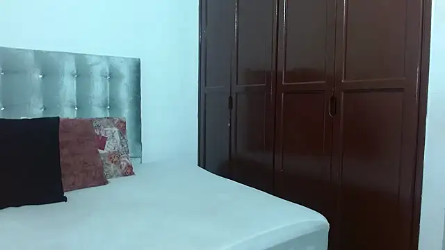 DaiishaWolf online show from 09.10.25