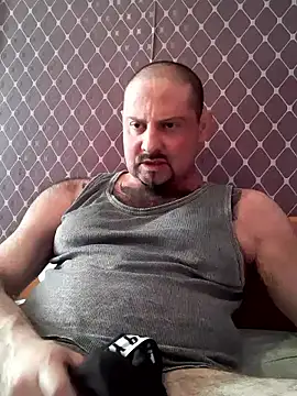Snapshot of _NEREZA_ chatting on 04.17.26 NEREZA online show from 04.17.26