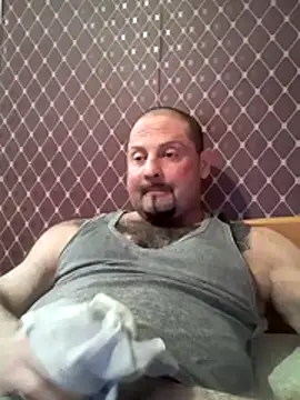 Snapshot of _NEREZA_ chatting on 04.18.26 NEREZA online show from 04.18.26