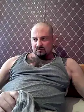 Snapshot of _NEREZA_ chatting on 04.22.26 NEREZA online show from 04.22.26