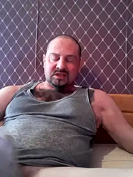 Snapshot of _NEREZA_ chatting on 05.21.26 NEREZA online show from 05.21.26