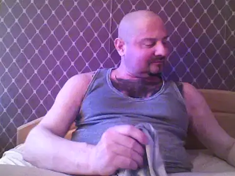 Snapshot of _NEREZA_ chatting on 05.26.26 NEREZA online show from 05.26.26