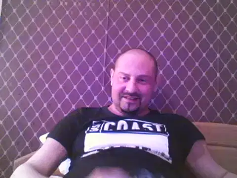 Snapshot of _NEREZA_ chatting on 05.31.26 NEREZA online show from 05.31.26