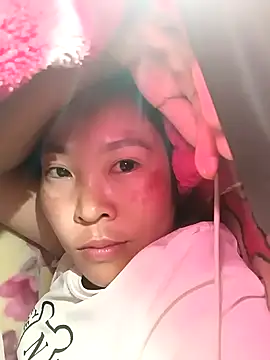 Snapshot of vivi_cute chatting on 09.28.25 vivi cute online show from 09.28.25