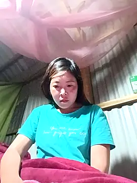 Snapshot of vivi_cute chatting on 10.14.25 vivi cute online show from 10.14.25