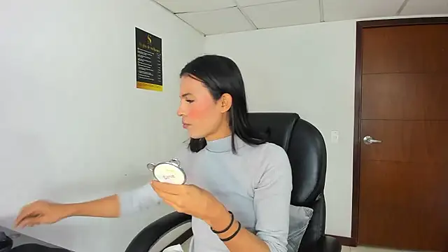 Aisha hotts777 online show from 01.17.26