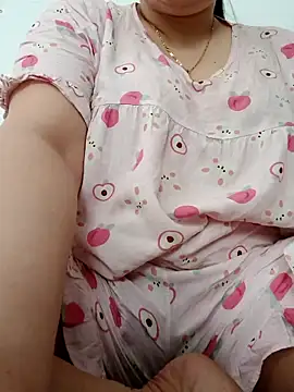  Babyrose  online show from 02.05.26