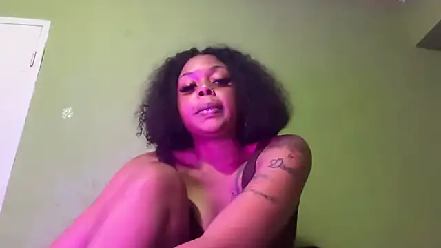 Liaprettygirl online show from 04.06.26