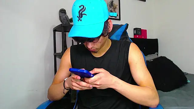 Gael Jones online show from 11.27.25