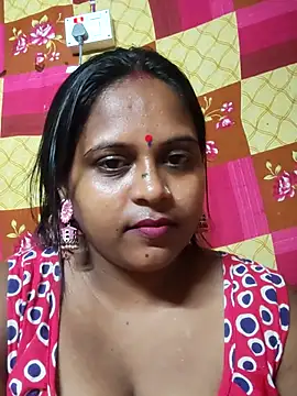 Snapshot of Hot-Show2 chatting on 09.28.25 Hot-Show2 online show from 09.28.25