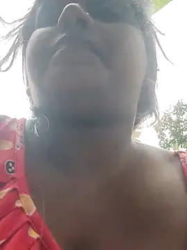 Snapshot of Hot-Show2 chatting on 10.05.25 Hot-Show2 online show from 10.05.25