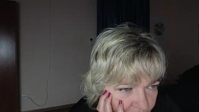 Rosette Pricky online show from 11.15.25